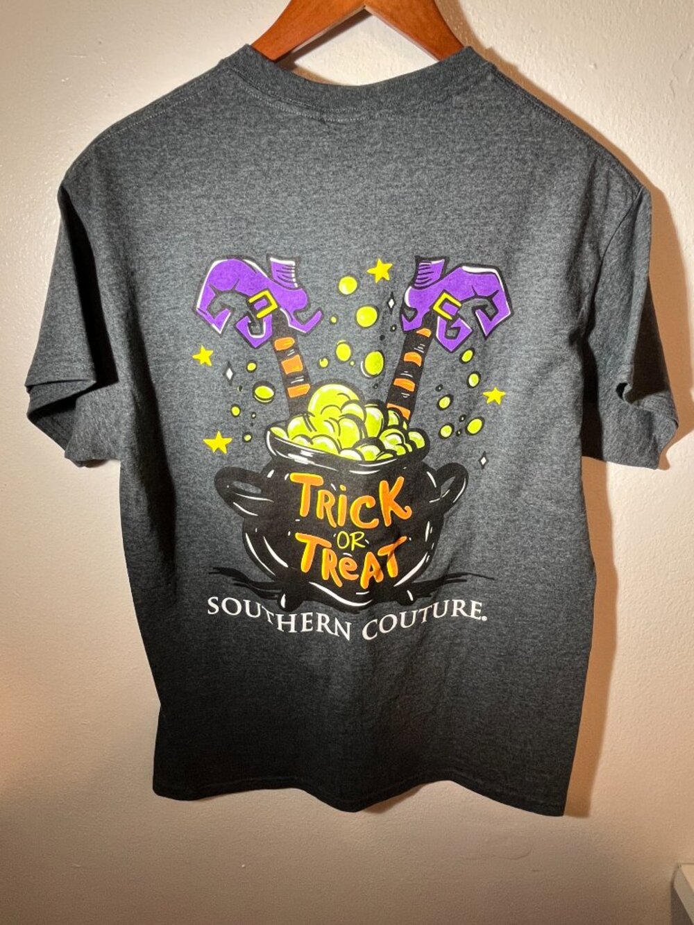 Southern Couture (2) T-Shirts - Short Sleeve - Medium